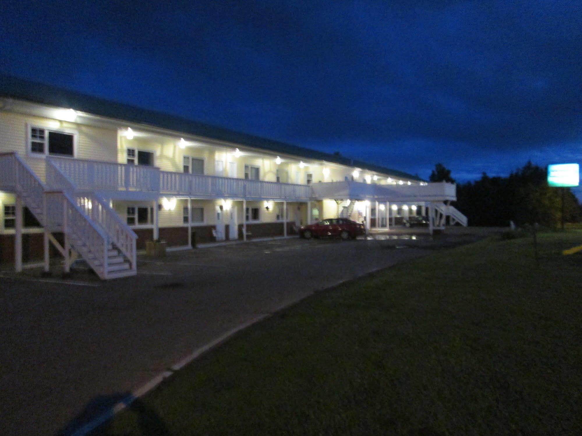 Scenic Motel Moncton Zewnętrze zdjęcie